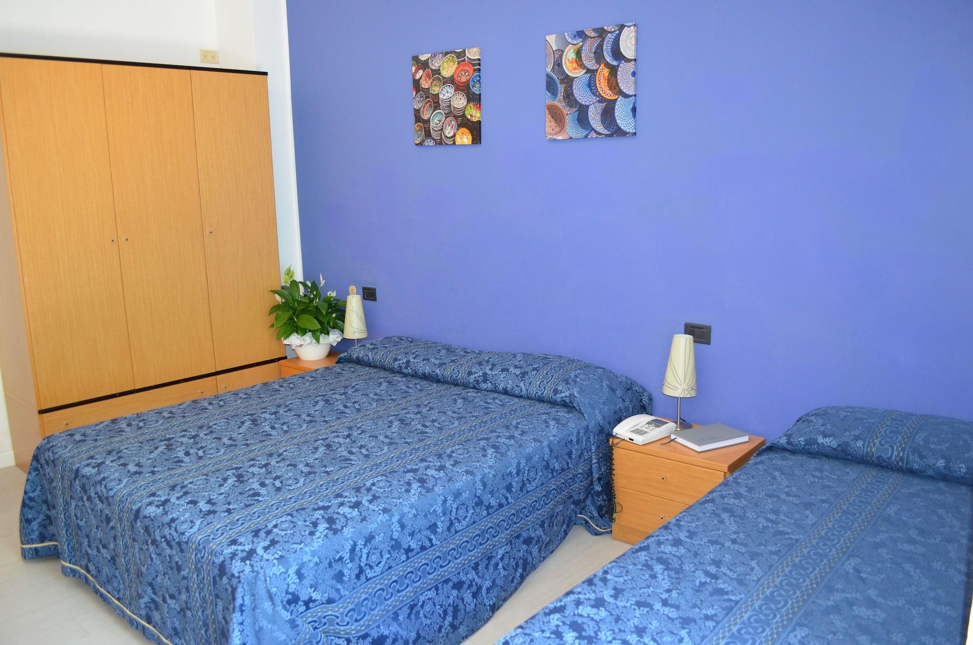Hotel Capitol Pesaro Ngoại thất bức ảnh